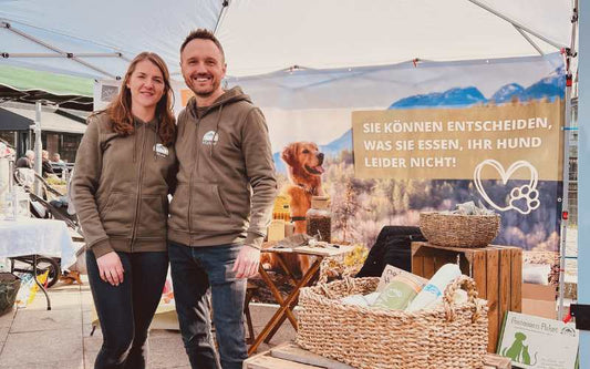 Großes Interesse auf dem Ostermarkt in Kaarst! Werde Teil unseres Teams und versorge Hunde mit hochwertiger, natürlicher Tiernahrung.